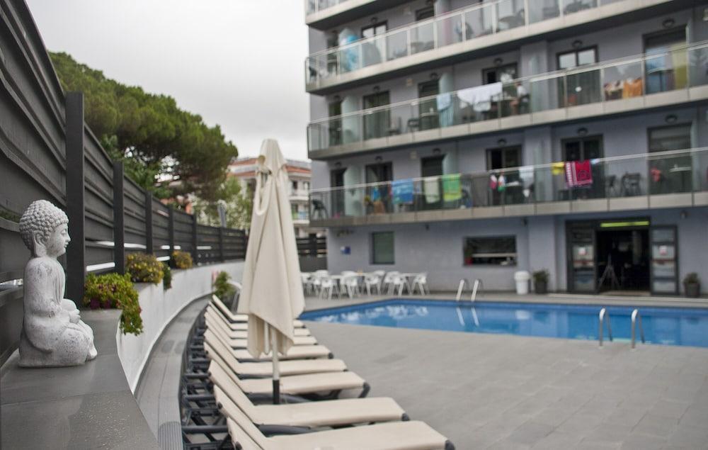 Summer Hotel Calella Exteriör bild