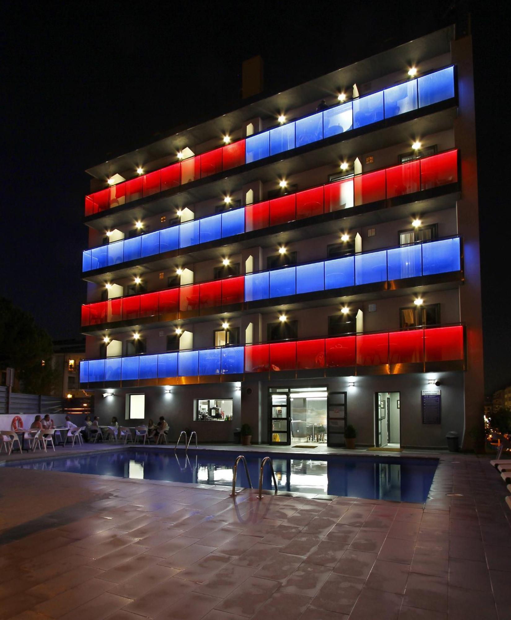 Summer Hotel Calella Exteriör bild