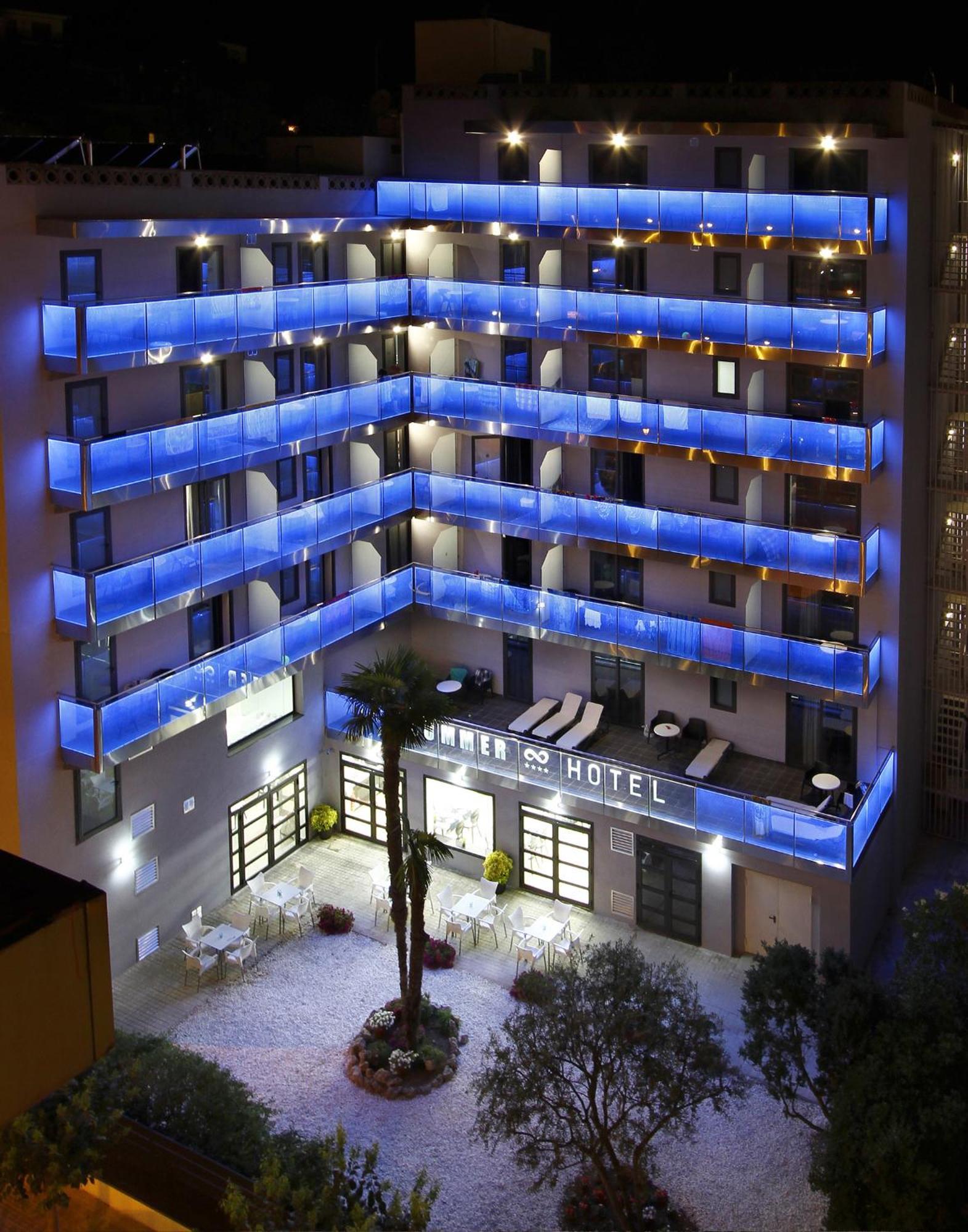 Summer Hotel Calella Exteriör bild