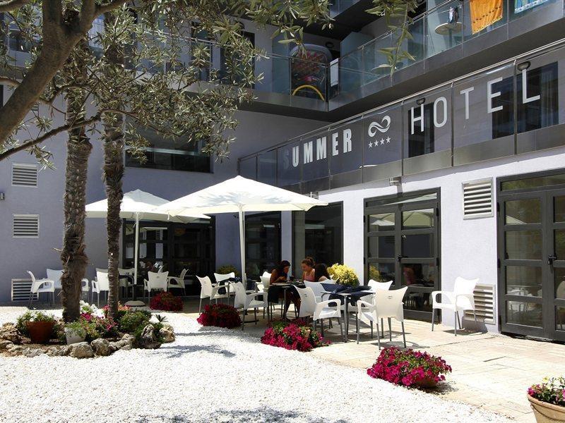Summer Hotel Calella Exteriör bild