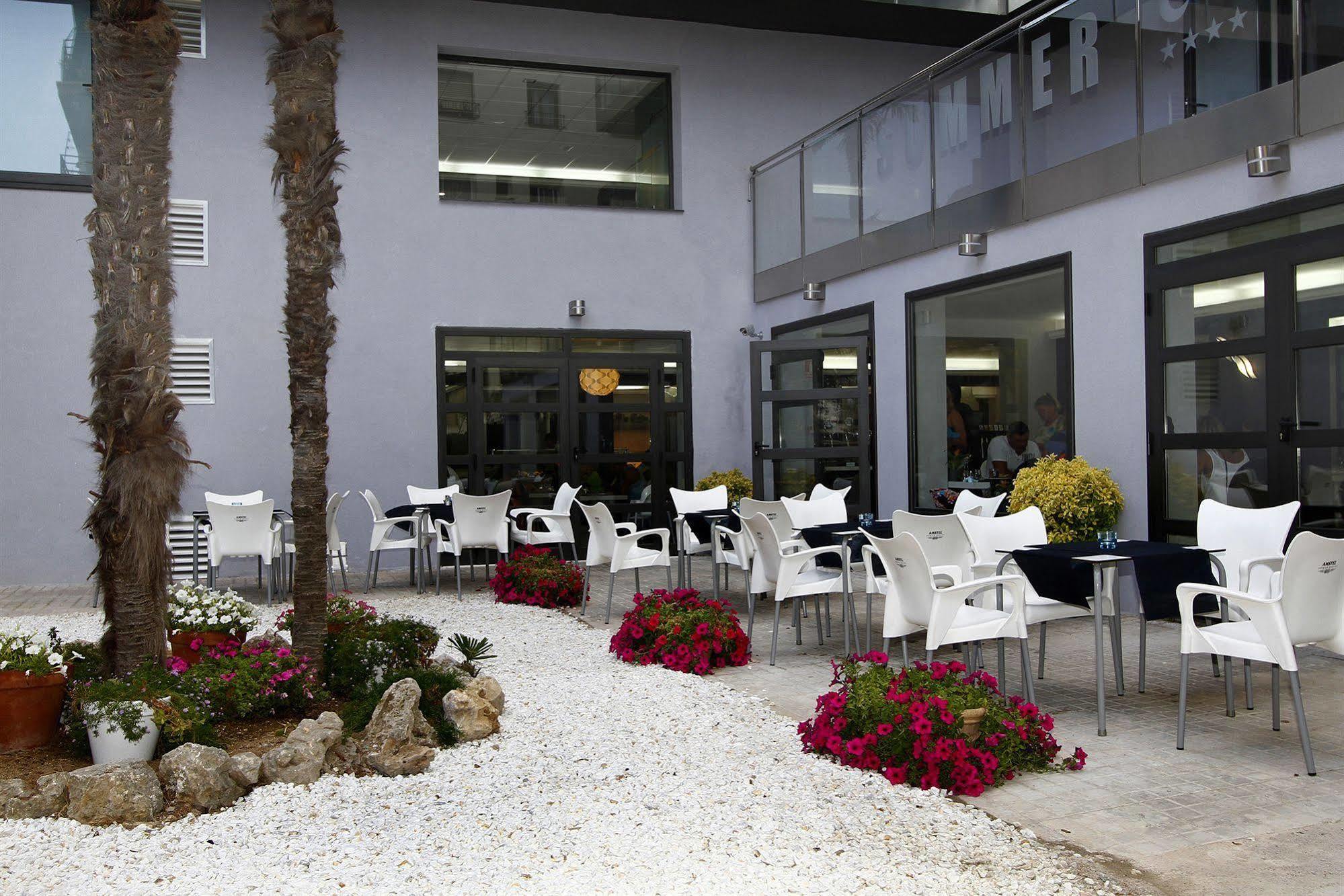 Summer Hotel Calella Exteriör bild